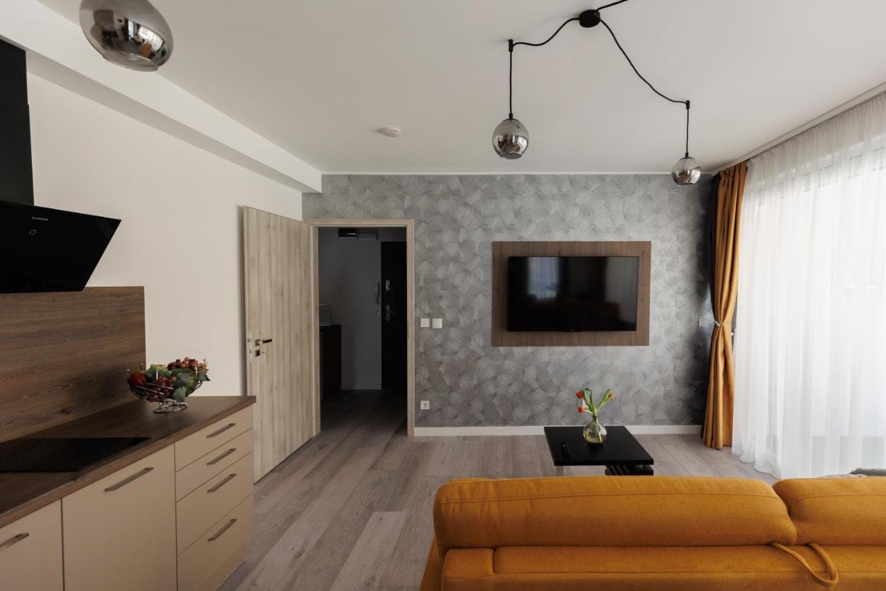 שיופוק Villa Bauhaus Wellness Apartman מראה חיצוני תמונה