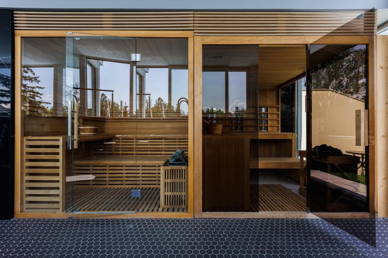 שיופוק Villa Bauhaus Wellness Apartman מראה חיצוני תמונה